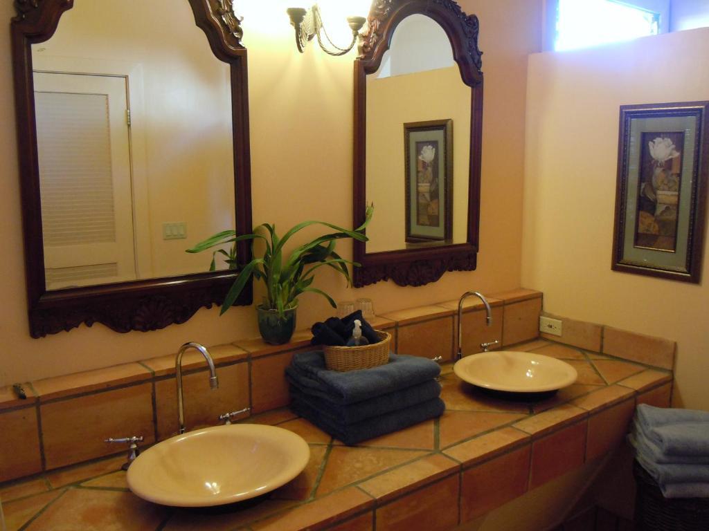 Jacaranda Inn Waimea Δωμάτιο φωτογραφία